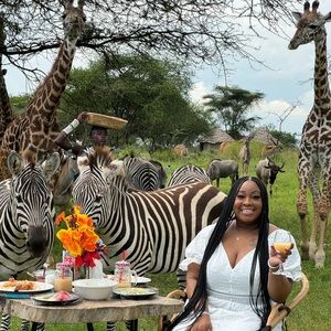 Meet your Posher, Latoya